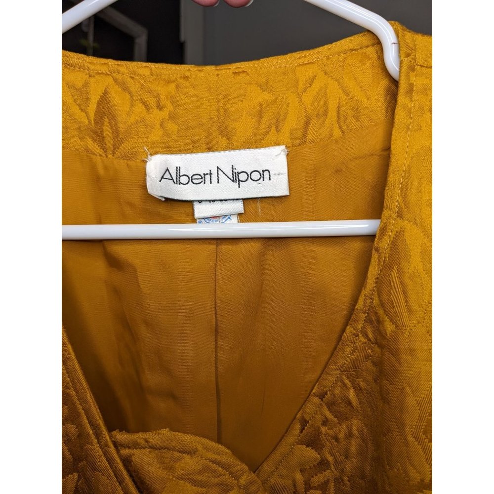 Albert Nipon Gold Vest - image 4